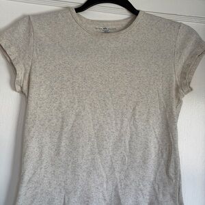 Brandy Melville Women's light grey T-Shirt